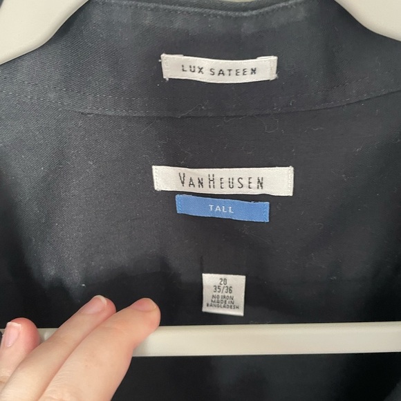 Van Heusen Black Dress Shirt for Men - Picture 8 of 9